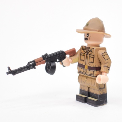 Советский пулемет обр. 1961 года, с барабанным магазином. из смолы двух цветов. Для фигурок лего