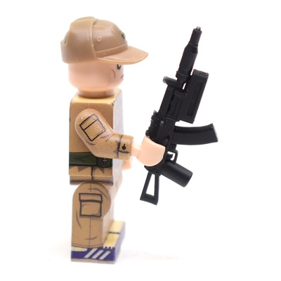 Автомат укороченный, с Глушителем и ЛЦУ для фигурок ЛЕГО