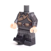 CW006 Ветеран в шинели на период гражданской войны. Только тело и ноги. Совместим с лего