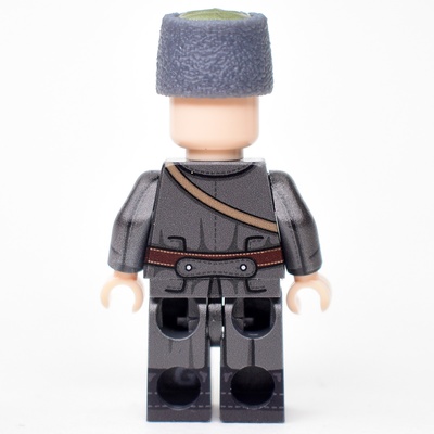 CW002 Красноармеец в шинели и папахе с лентой на период гражданской войны. Совместим с лего.