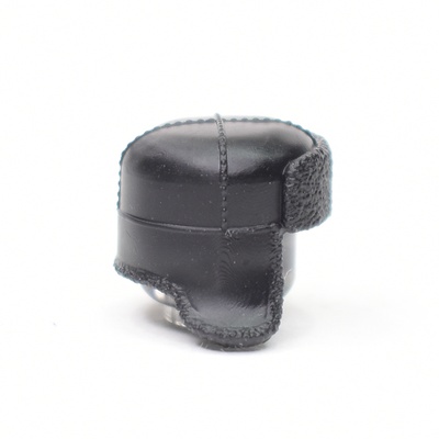 Ушанка с опущенными ушами. Черная. для ЛЕГО фигурок